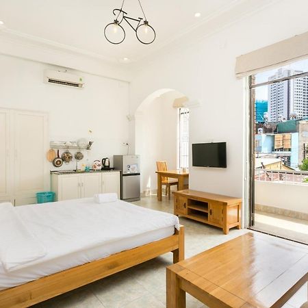 Halo Serviced Apartment Хошимин Экстерьер фото
