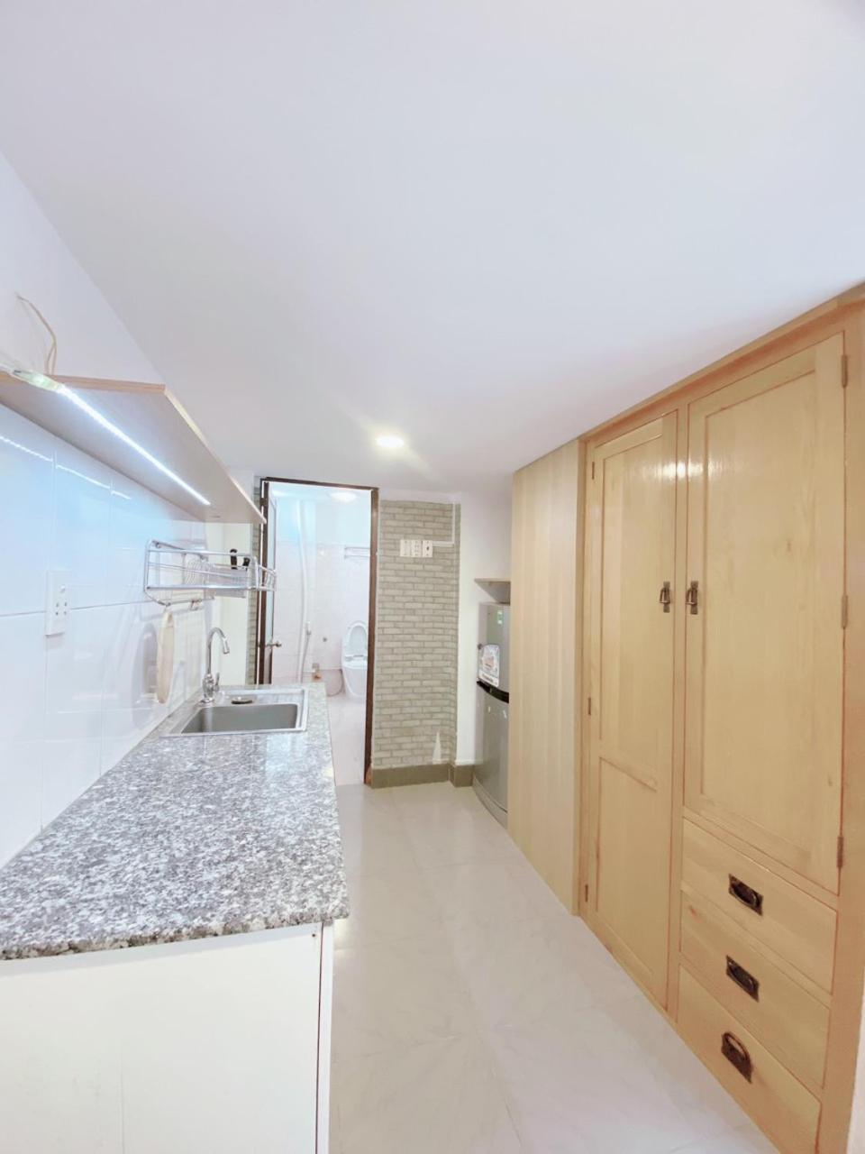 Halo Serviced Apartment Хошимин Экстерьер фото